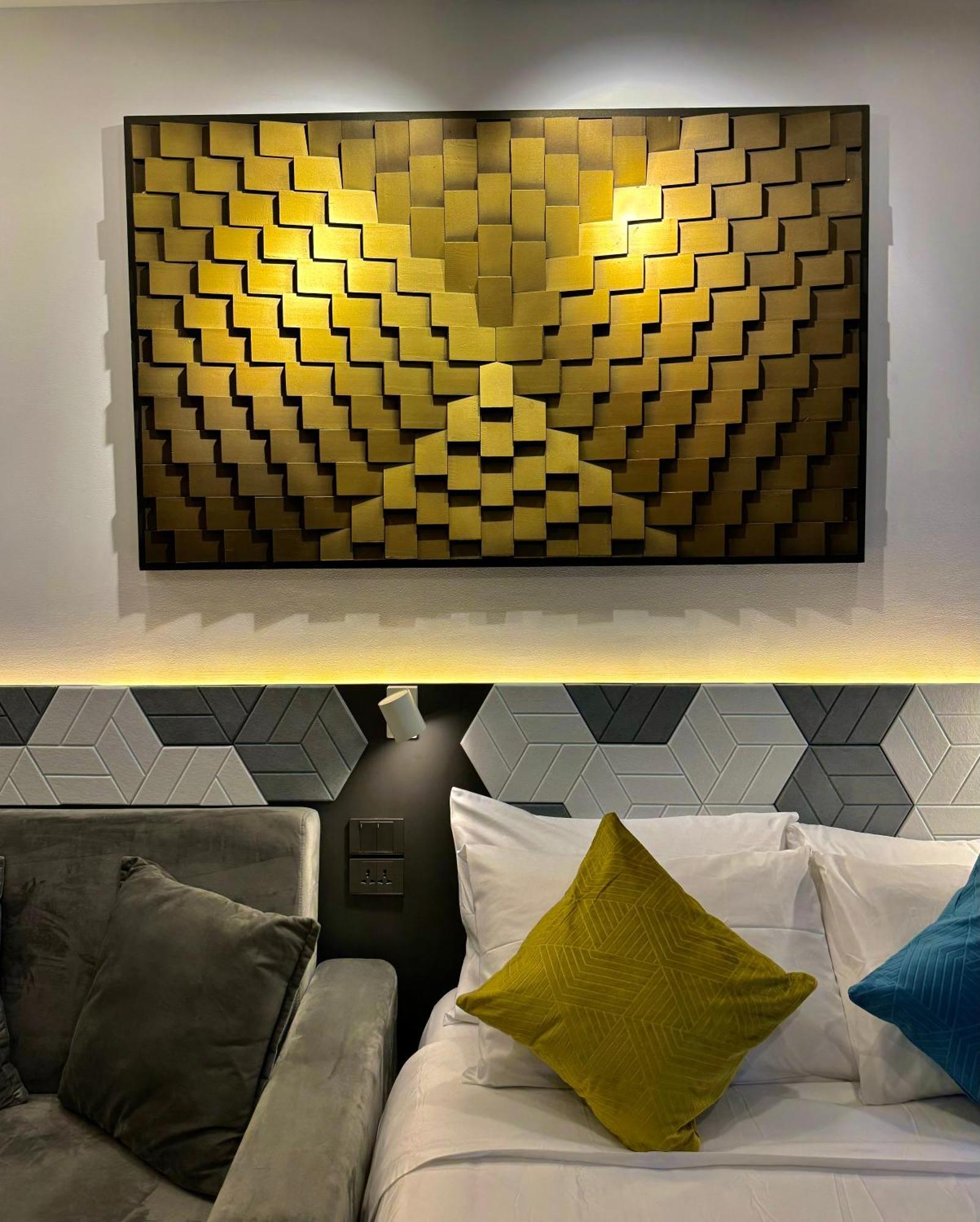 Fullerton Suites Puting Kahoy Buitenkant foto